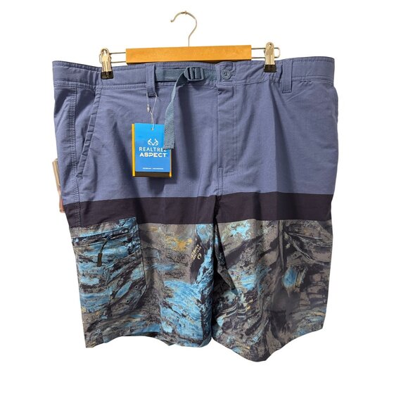 Realtree Aspect Mens Fishing Shorts Sz XL Blue/Gray Camo shorts. NWT - Picture 2 of 11